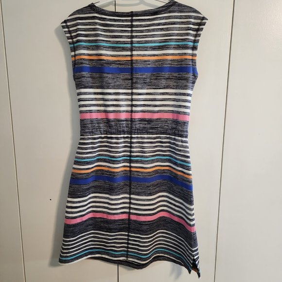 T by Talbots Sleeveless Striped Dress with Kangaroo pocket Size Small Petite - Picture 8 of 8